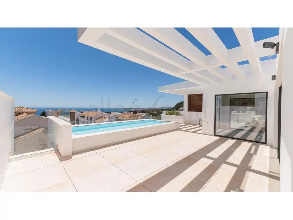 Terraza de Casa o chalet en venta en Benalmádena con Aire acondicionado, Jardín privado y Terraza