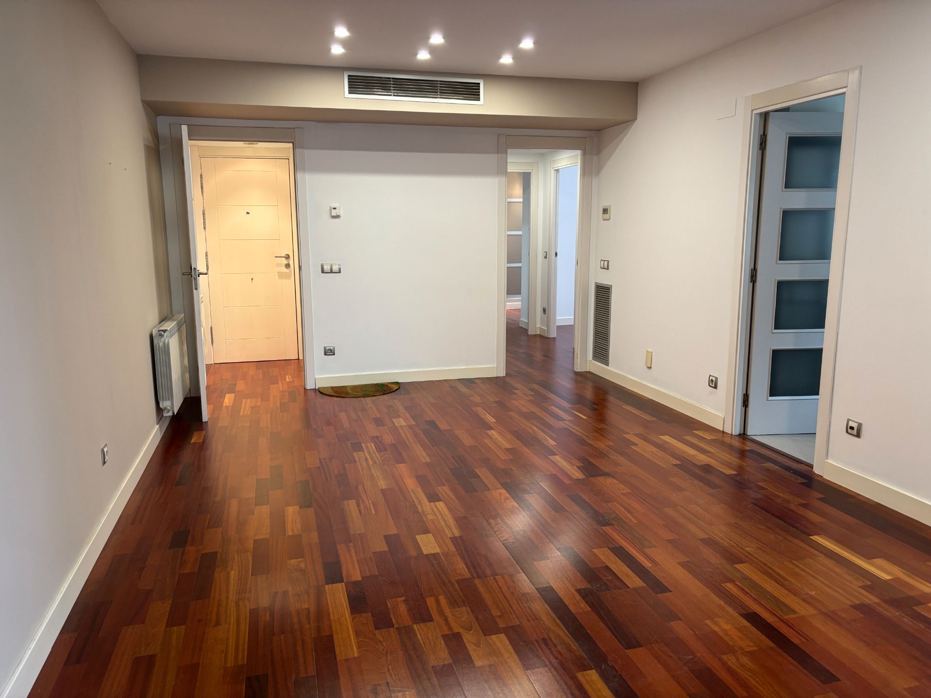 Flat for sale in  Lleida Capital  with Air Conditioner, Heating and Parquet flooring