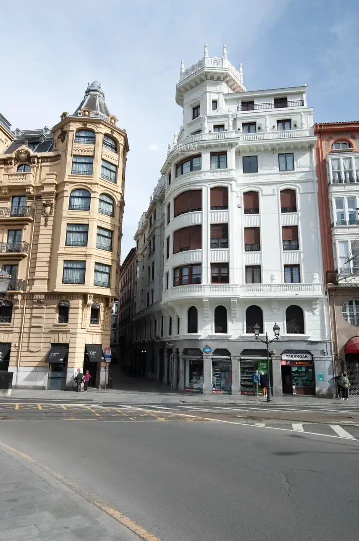 Piso de alquiler en Calle La Merced, Casco Viejo