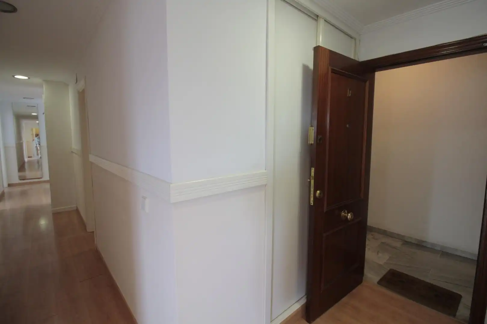 Piso en venta en Sevilla con Balcón y Jacuzzi