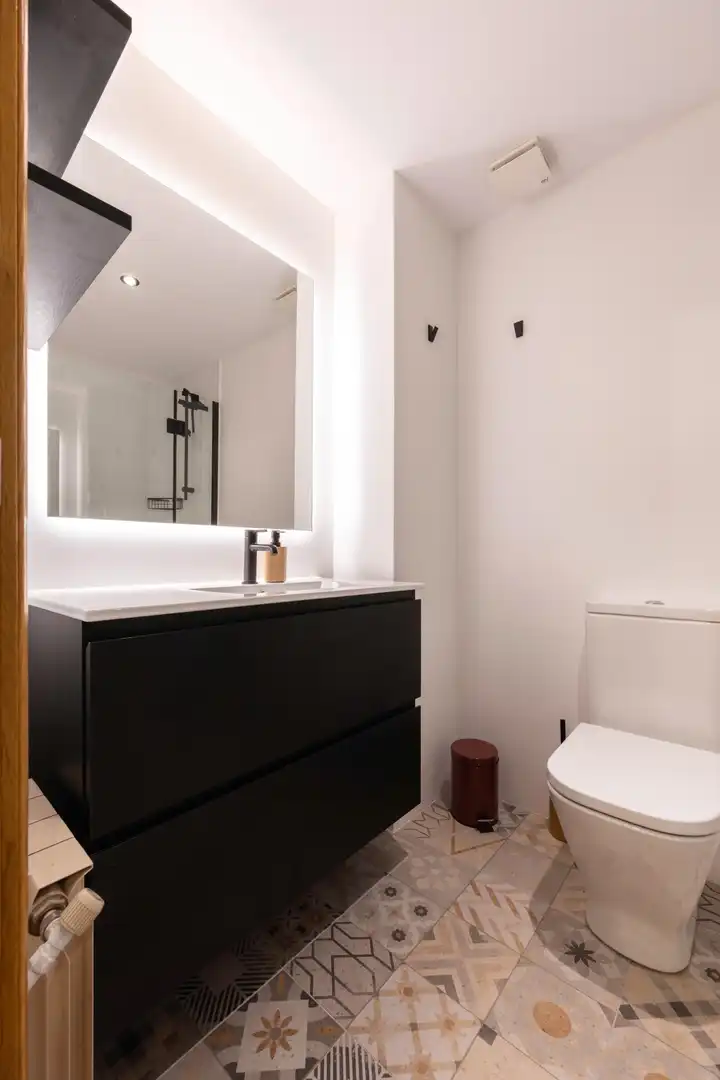Baño de Planta baja de alquiler en Ordino con Calefacción, Terraza y Trastero