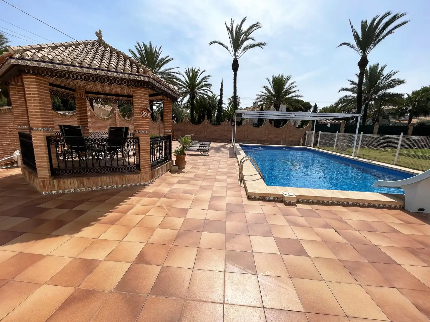 Piscina de Casa o xalet en venda en Orihuela amb Jardí privat, Terrassa i Piscina