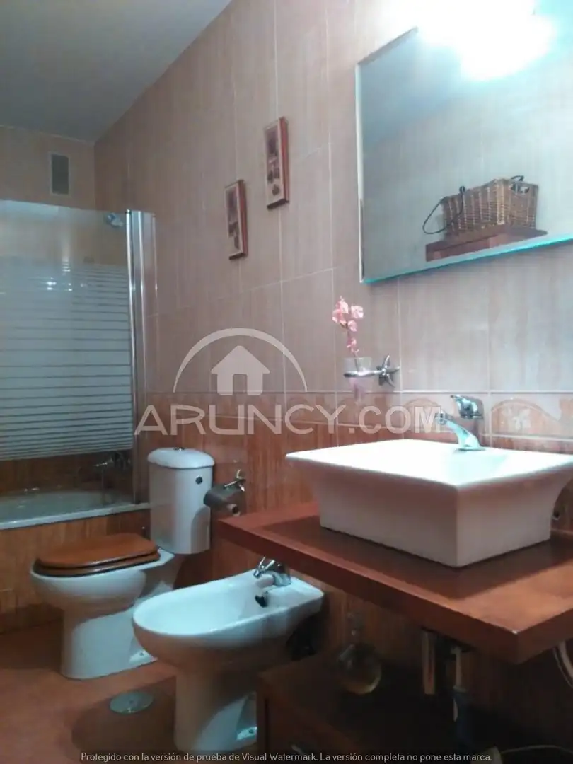 Badezimmer von Wohnung zur Miete in Alcalá de Guadaira mit Klimaanlage, Terrasse und Balkon