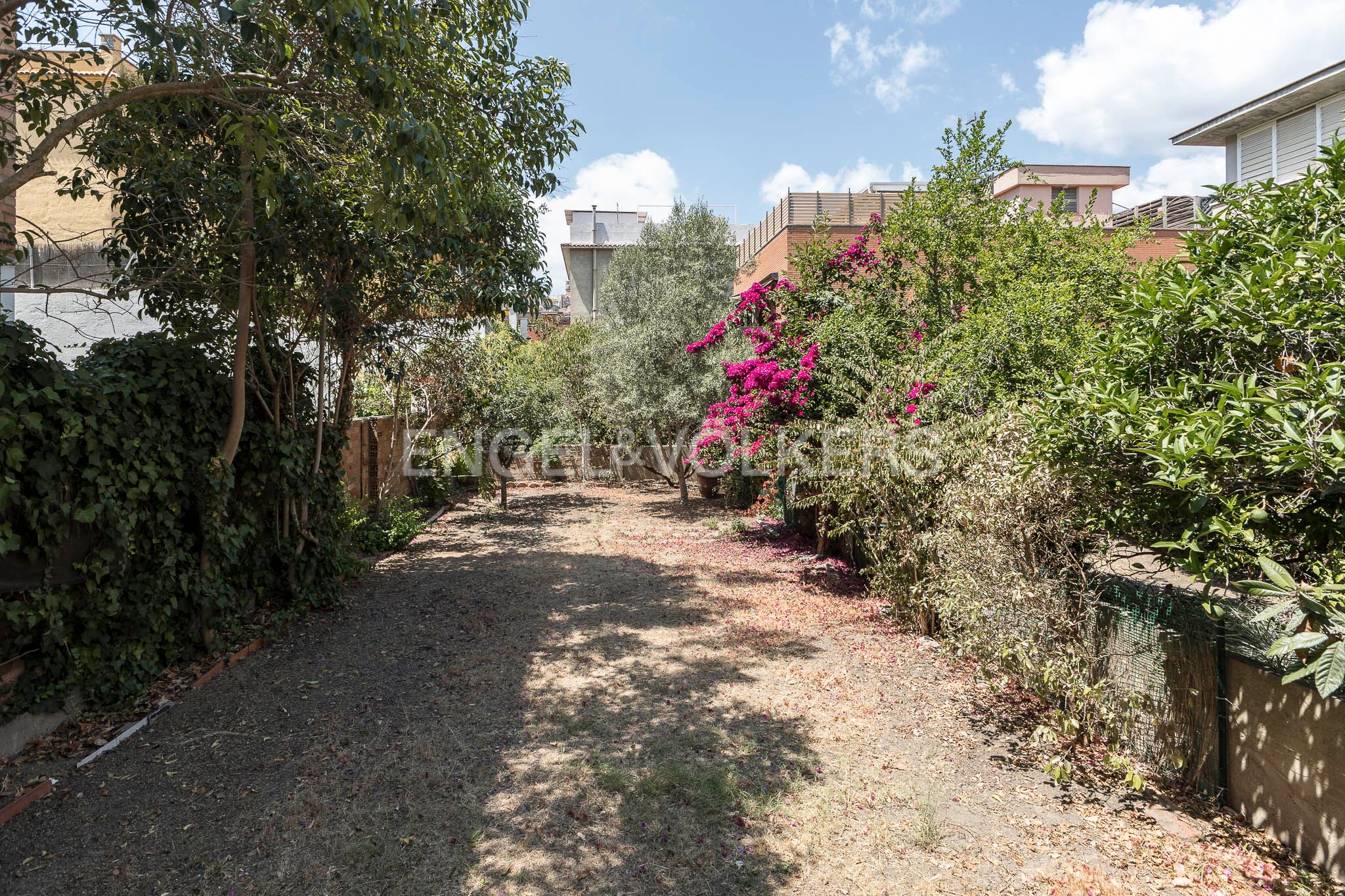 House or chalet for sale in  Barcelona Capital  with Heating, Private garden and Terrace