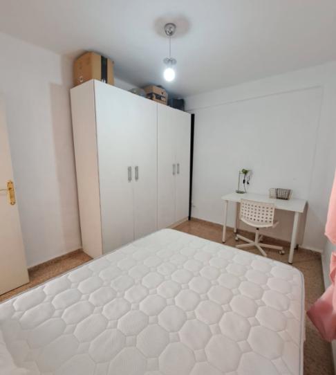 Photo 1 of Flat to rent in Calle Cómpeta, Camino de Antequera, Málaga