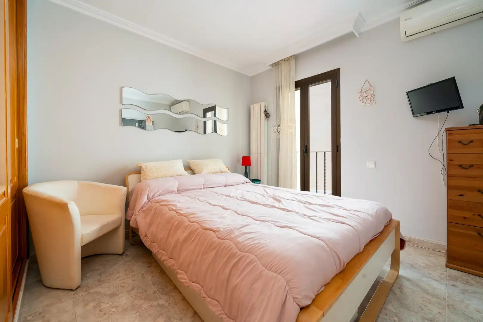 Dormitori de Casa adosada en venda en  Palma de Mallorca amb Aire condicionat, Calefacció i Terrassa