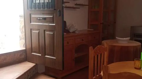 Foto 2 von Einfamilien-Reihenhaus zur Miete in Calle Luz, 34, Cazorla, Jaén