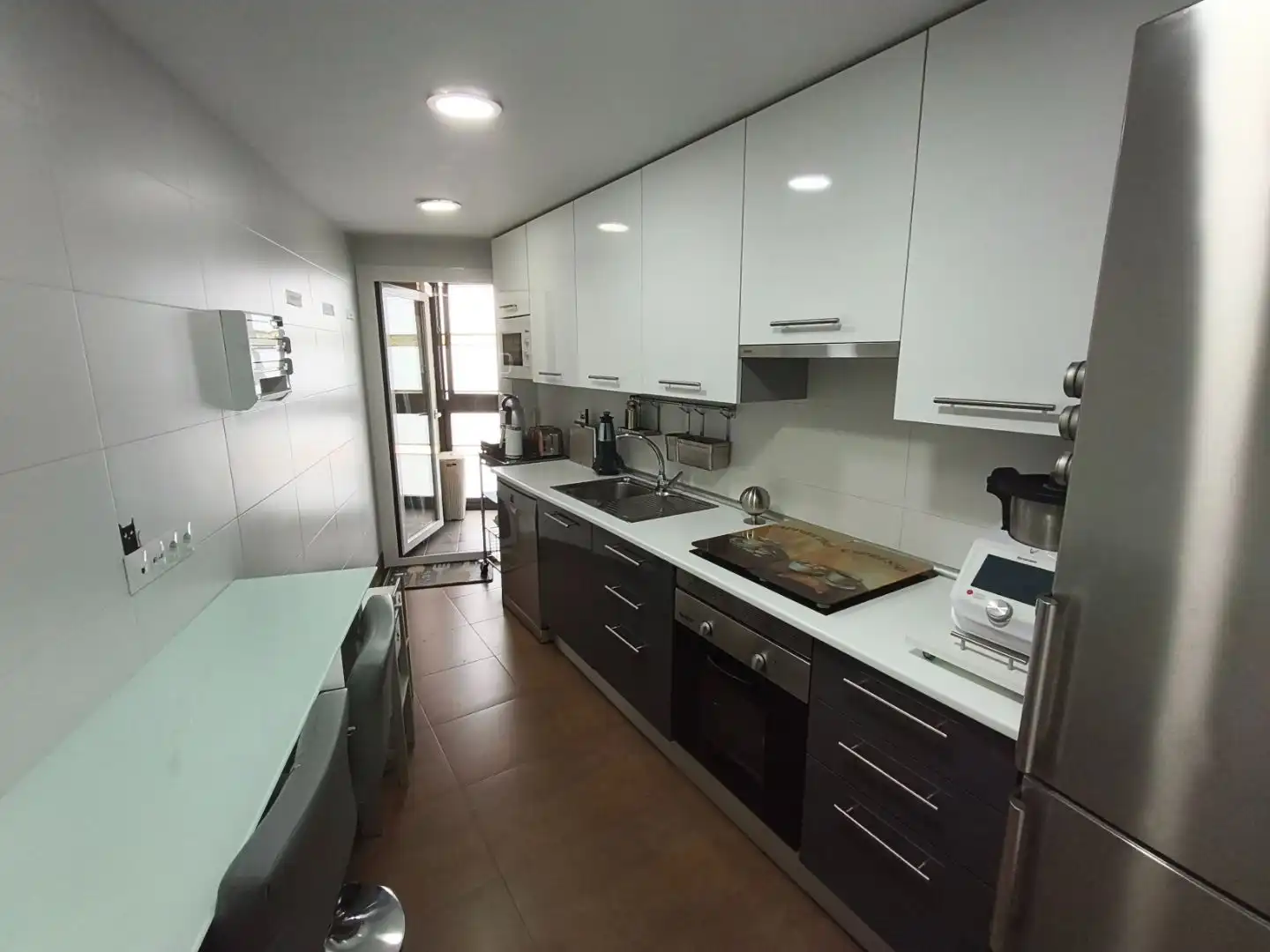 Kitchen of Flat for sale in  Madrid Capital  with Air Conditioner and Balcony