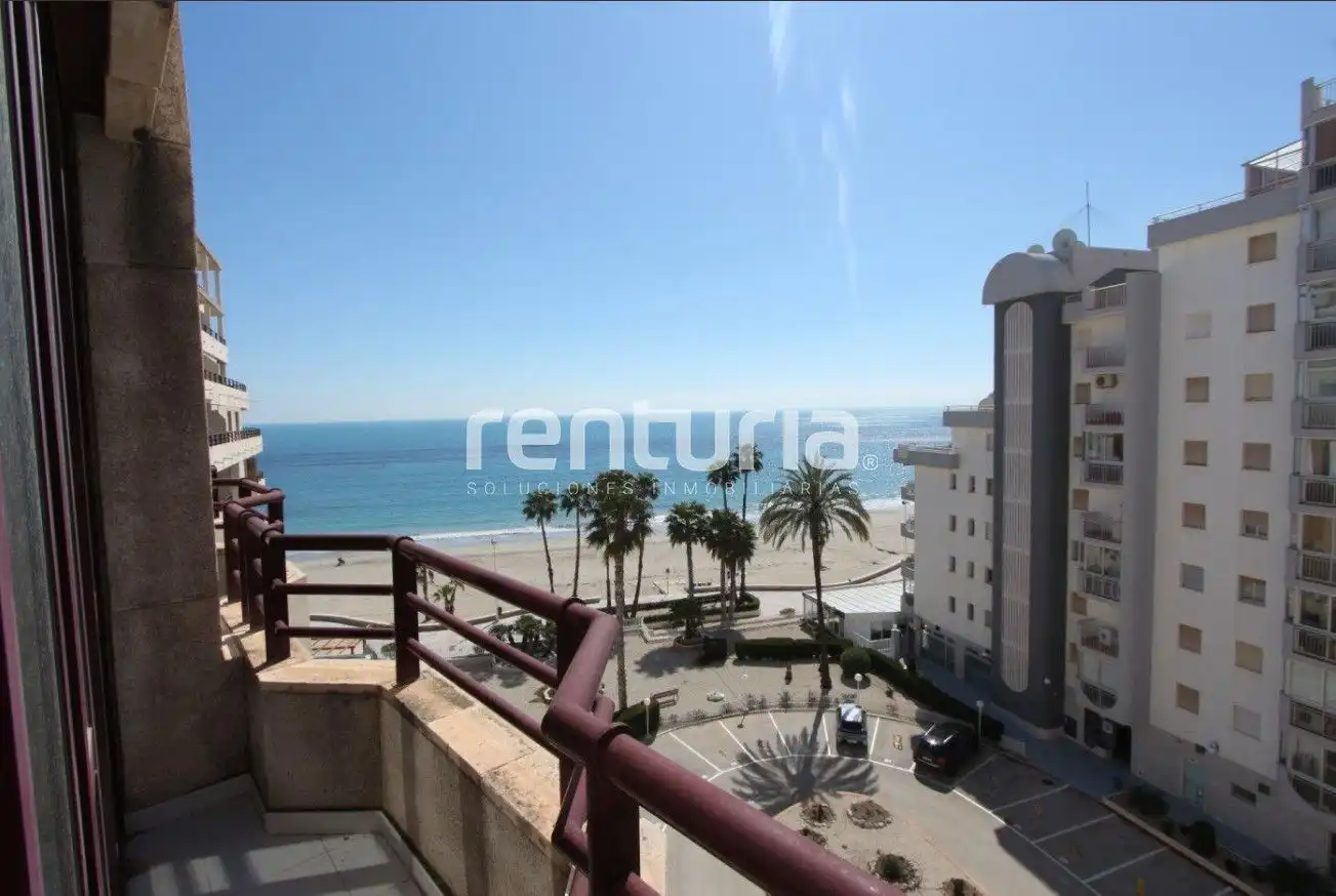 Vista exterior de Àtic en venda en Calpe / Calp amb Aire condicionat, Terrassa i Moblat