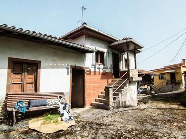 Detached house for sale in Salas