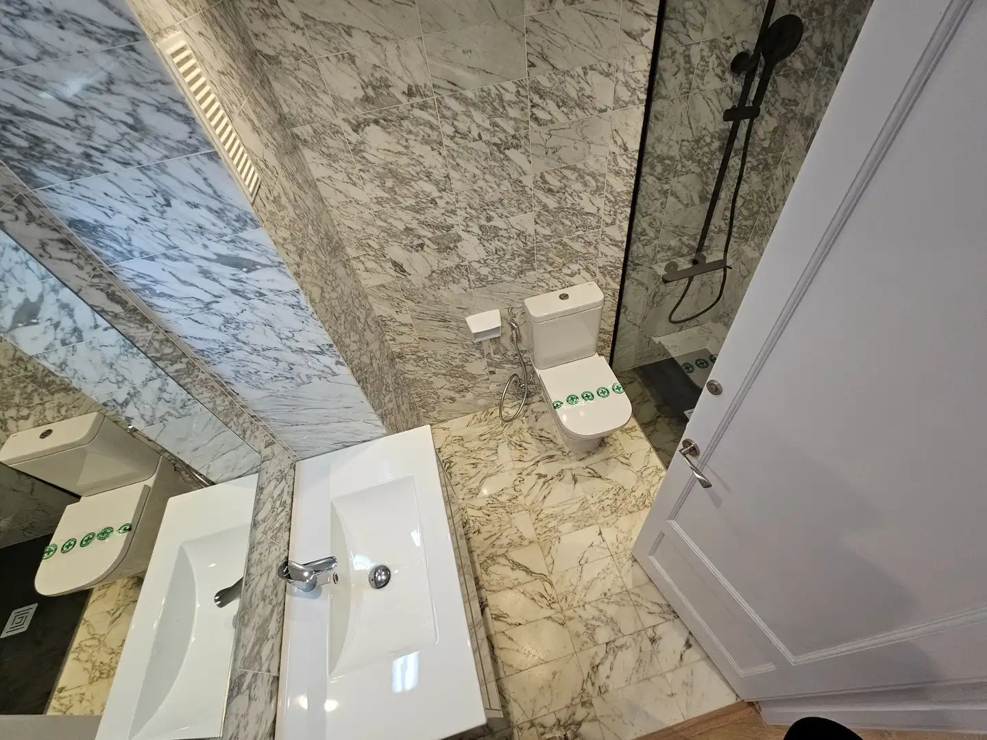 Baño de Piso en venta en Sant Feliu de Guíxols con Aire acondicionado, Calefacción y Terraza