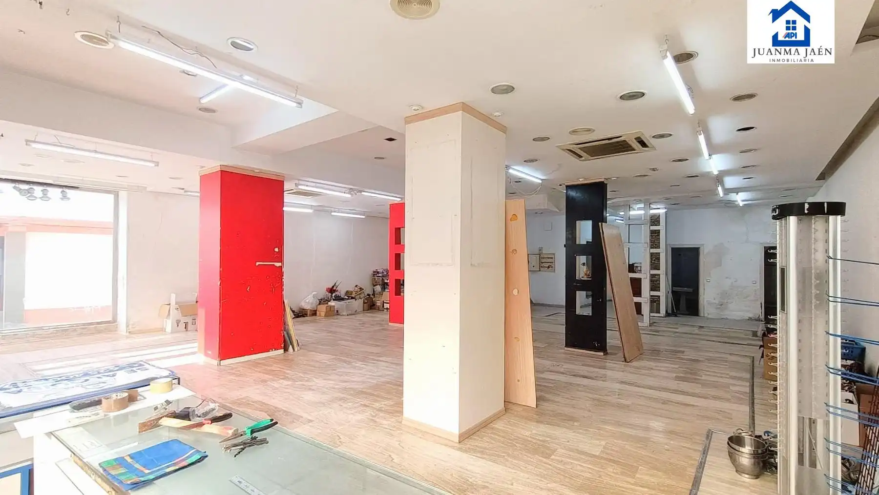 Local comercial en alquiler en La Pastora - La Estación, imagen 2