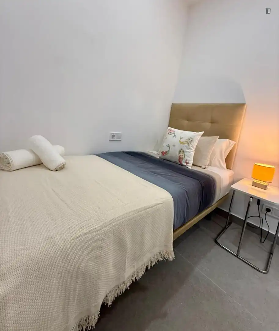 Habitación de Apartamento de alquiler en Barcelona con Aire acondicionado, Calefacción y Amueblado