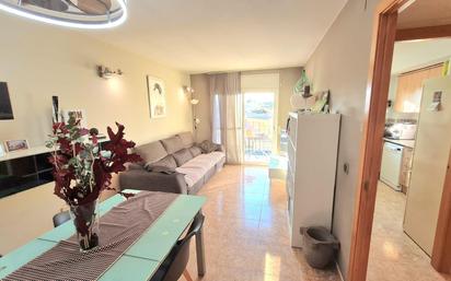 Living room of Flat for sale in Llorenç del Penedès  with Air Conditioner, Heating and Terrace