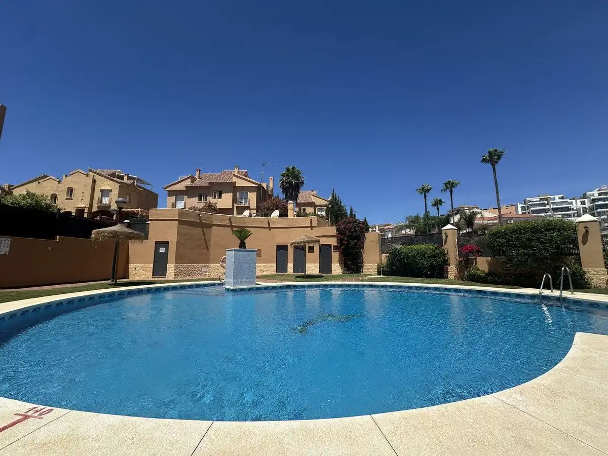 Piscina de Casa o xalet en venda en Mijas amb Aire condicionat, Jardí privat i Terrassa