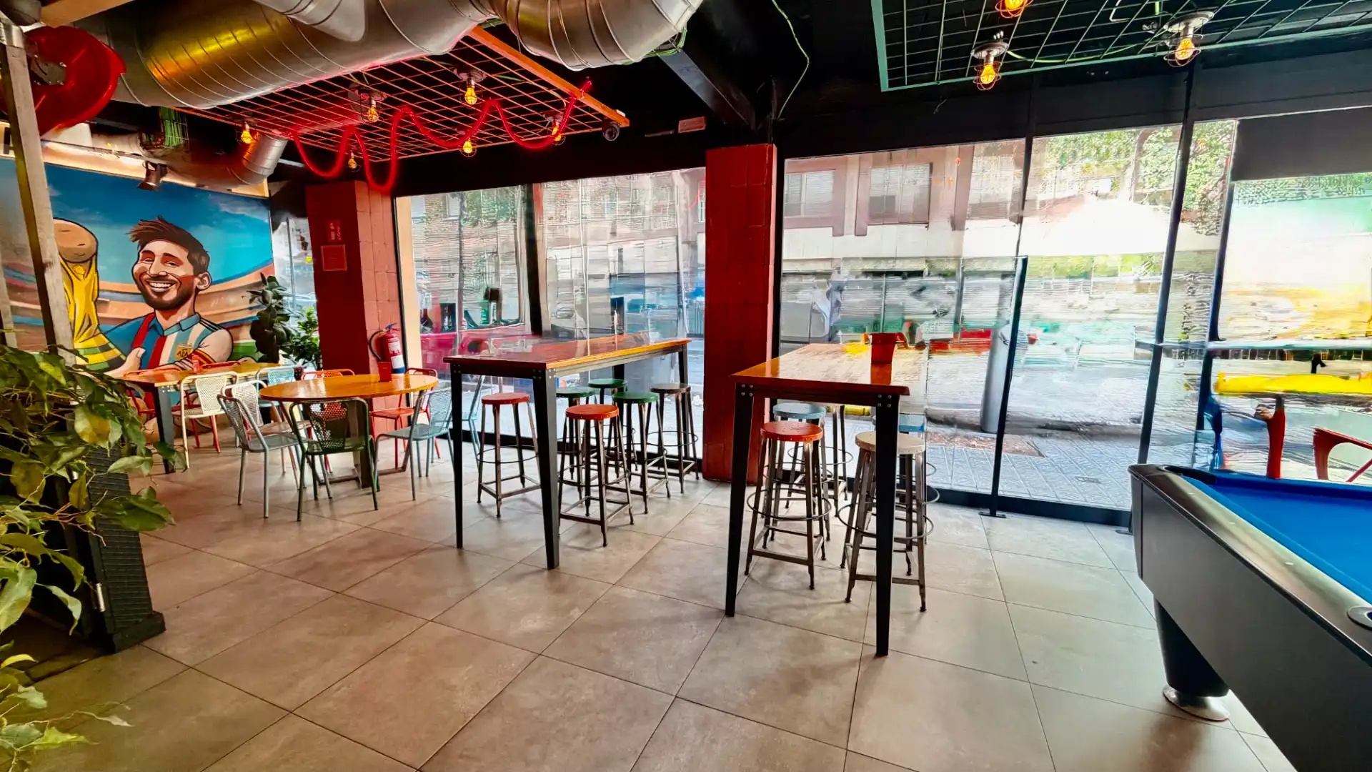 Business premises for transfer in Les Corts, imagen 4