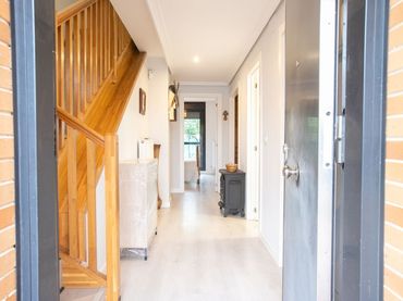 Casa a schiera con balcone in vendita a Calle Zugarros - Olmos