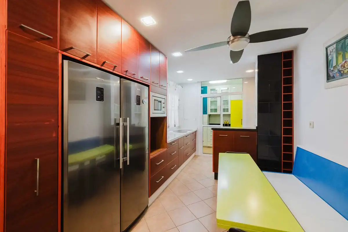 Flat with lift for sale in C. Capitán
