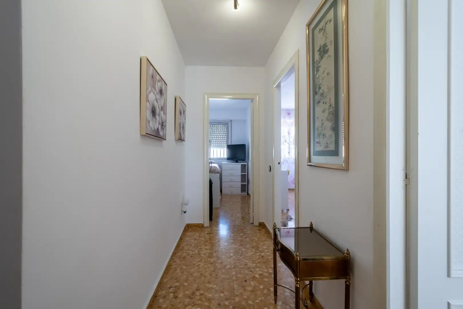 Flat for sale in Albal  with Balcony