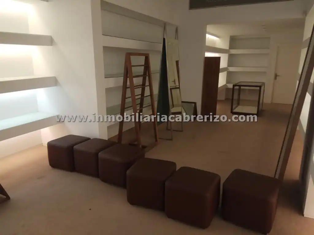 Locale commerciale in affitto a Calle Beti Jai 10, imagen 2