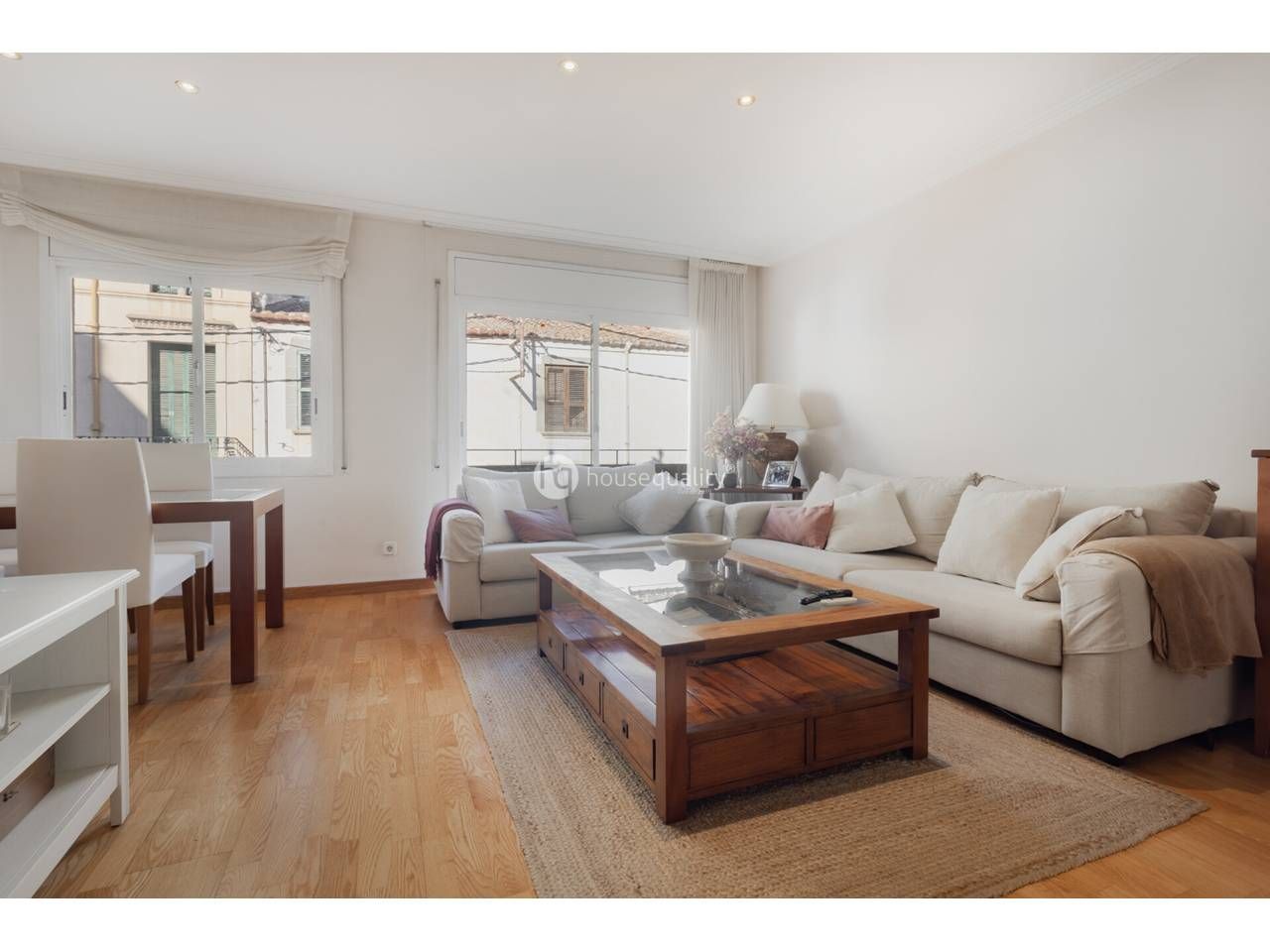 Living room of Flat for sale in Vilassar de Mar  with Air Conditioner, Heating and Parquet flooring