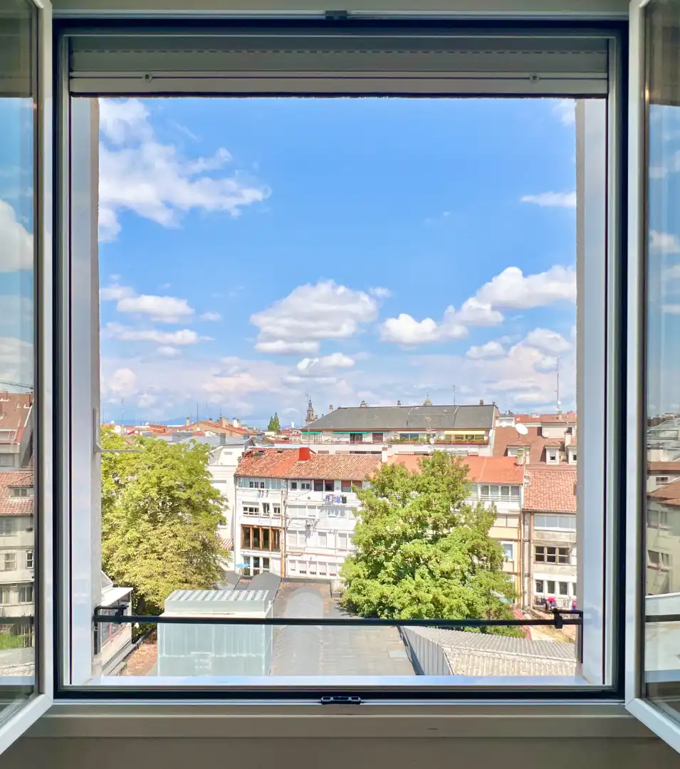 Vista exterior de Pis en venda en Vitoria - Gasteiz amb Calefacció, Parquet i Traster