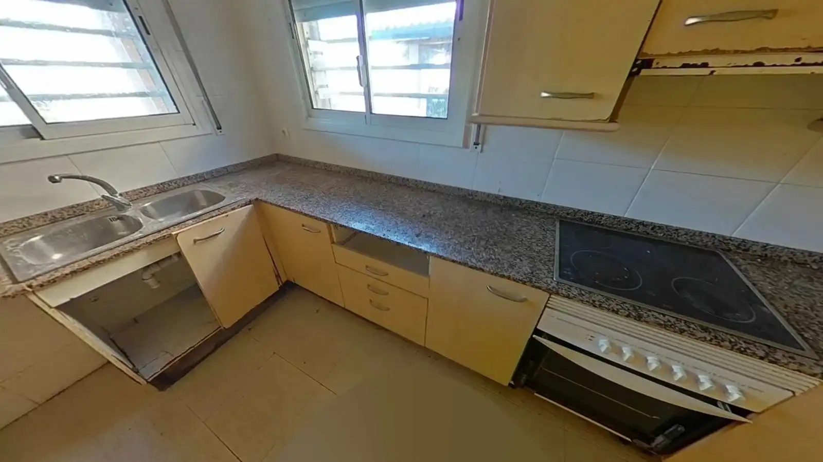 Cocina de Casa o chalet en venta en Calafell con Calefacción, Terraza y Trastero