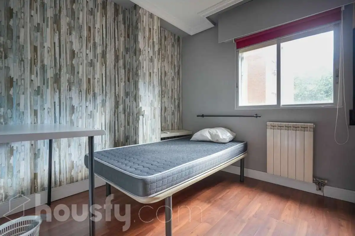 Habitación de Piso en venta en Torrejón de Ardoz con Calefacción, Terraza y Trastero
