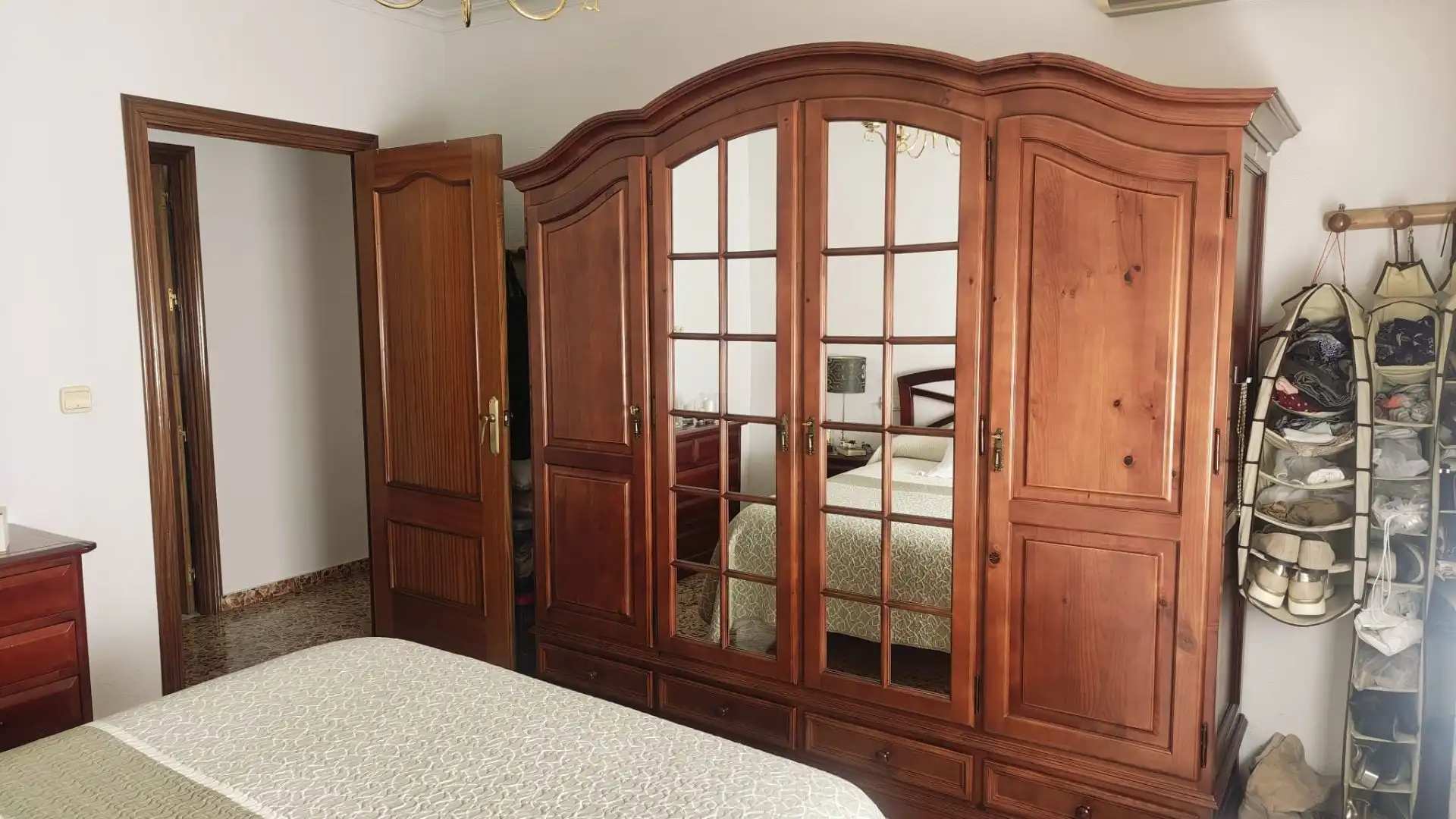 Schlafzimmer von Einfamilien-Reihenhaus zum Verkauf in Argamasilla de Calatrava mit Klimaanlage, Heizung und Abstellraum