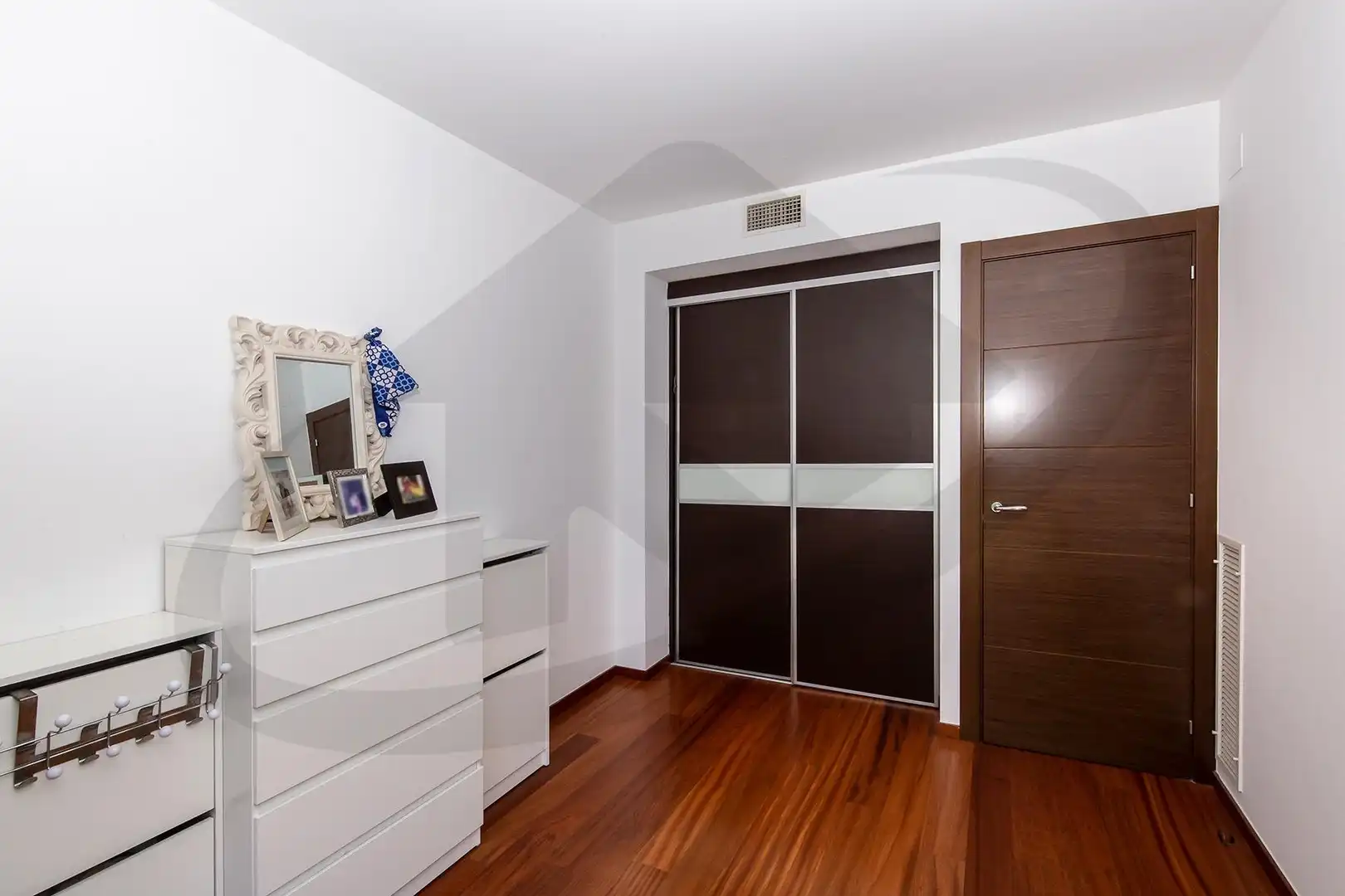 Habitación de Casa o chalet en venta en Castellar del Vallès con Aire acondicionado, Trastero y Balcón