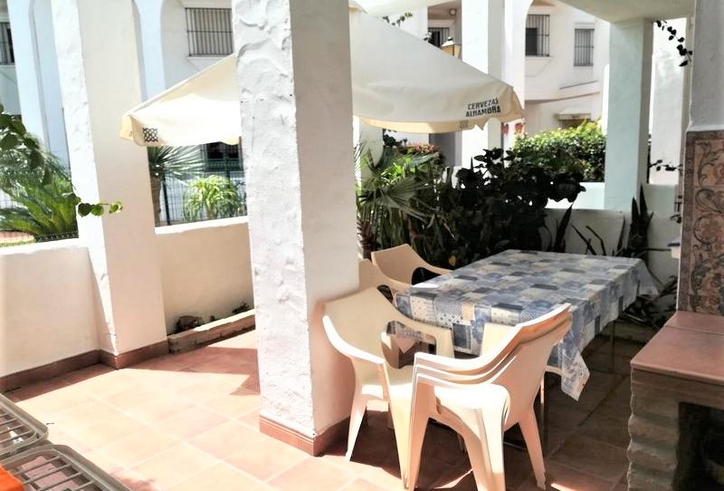 Photo 1 of Apartment to rent in Avenida de Babor, 35, Sancti Petri, Cádiz