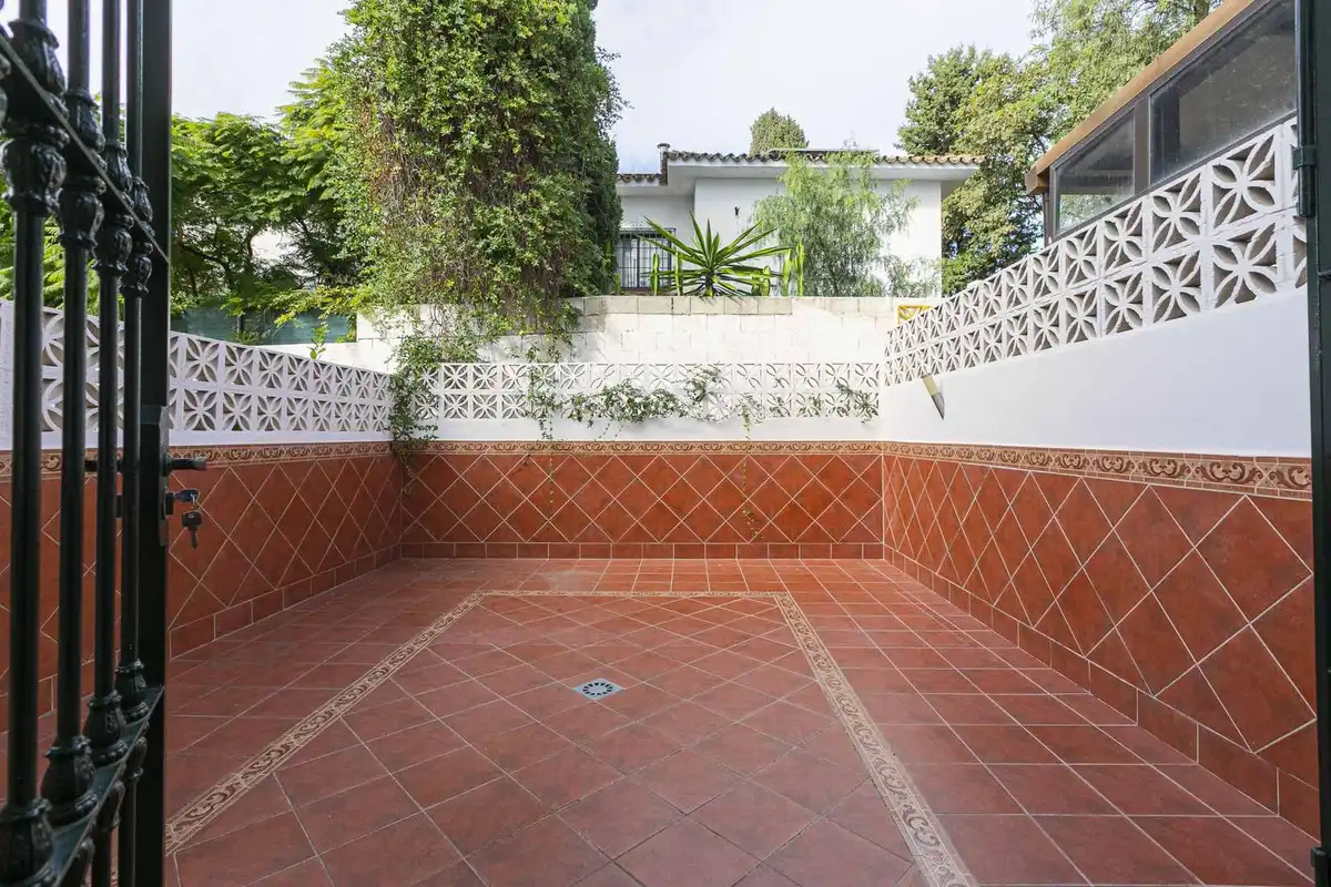 Jardí de Casa adosada en venda en Marbella amb Terrassa i Traster
