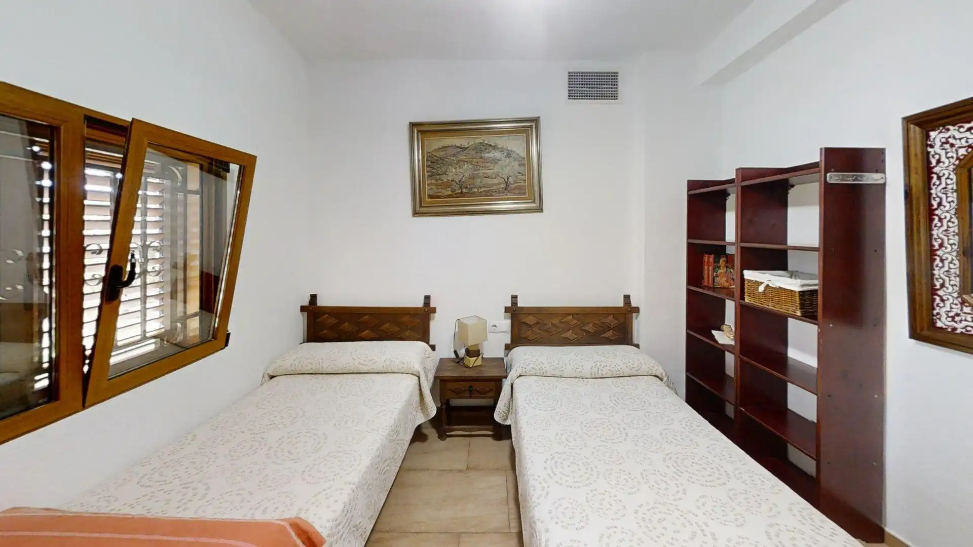 Dormitori de Casa o xalet en venda en L'Eliana amb Aire condicionat, Calefacció i Jardí privat