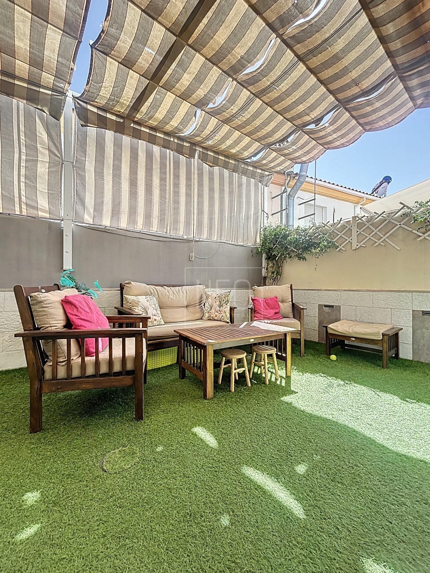 Terrace of Single-family semi-detached for sale in Atarfe  with Air Conditioner