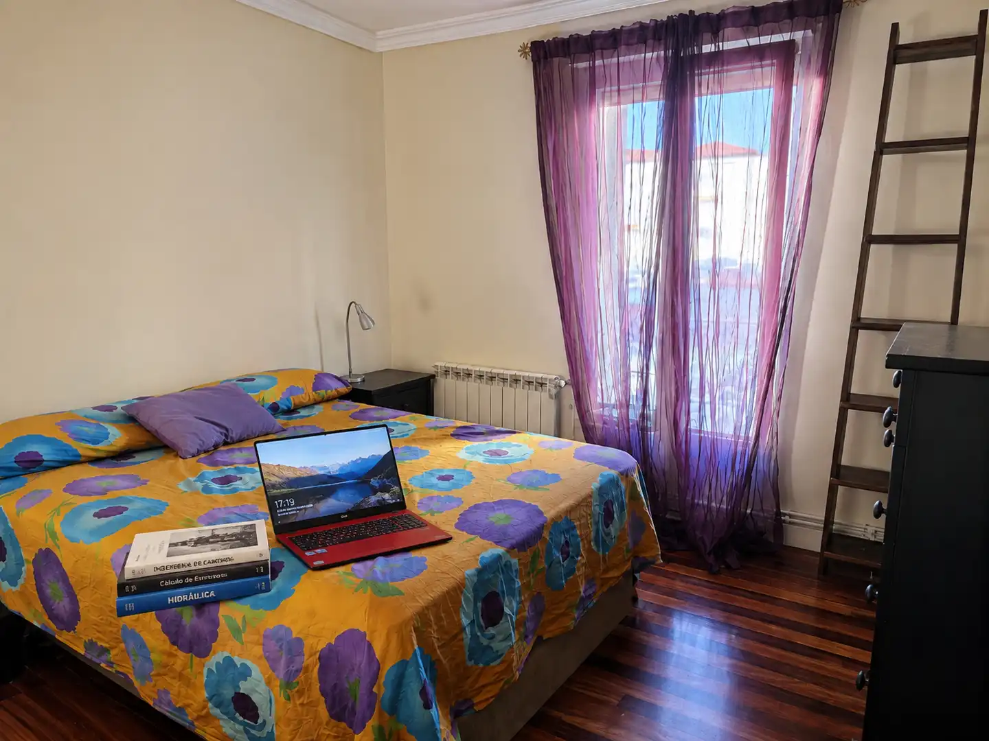 Bedroom of Flat for rent in Santander  with Heating, Terrace and Furnished