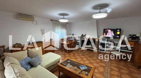 Foto 5 de Casa o xalet en venda a Calle G, Entrenúcleos, Dos Hermanas
