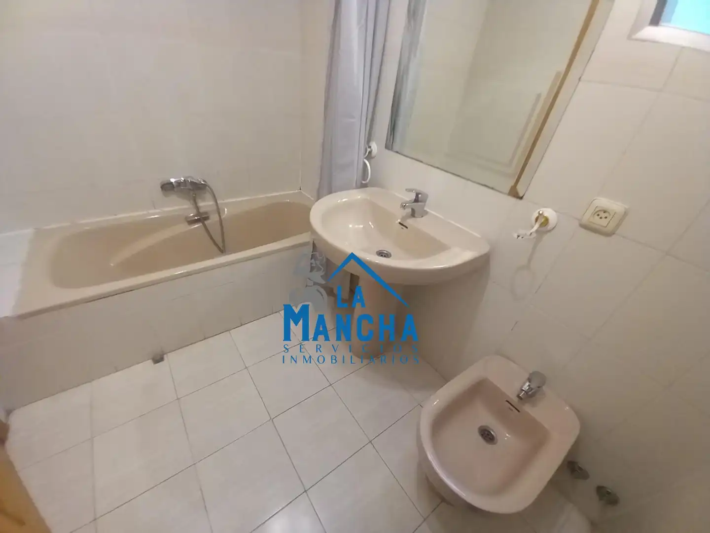 Appartamento con balcone in vendita a Hospital, imagen 34