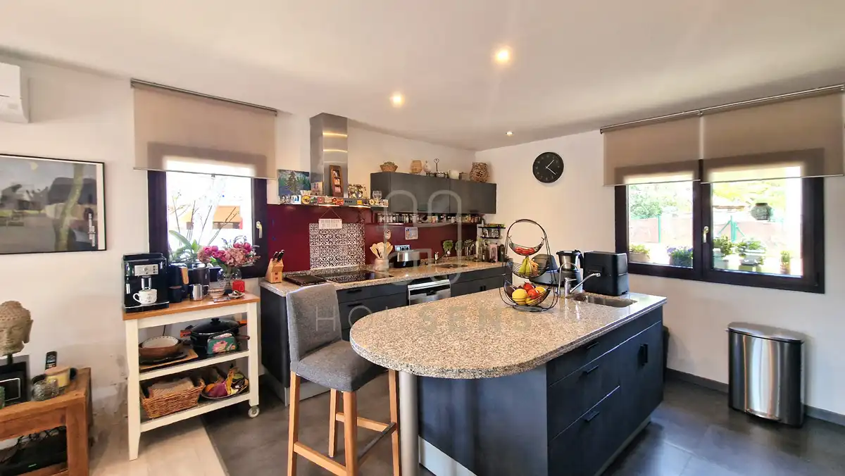 Kitchen of Houses for sale in Calvià  with Air Conditioner, Heating and Private garden