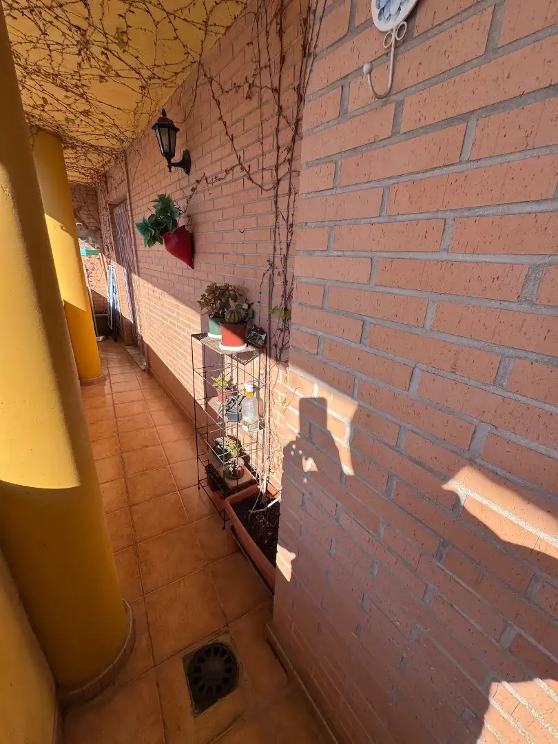 Einfamilien-Reihenhaus zum Verkauf in Villena mit Heizung, Terrasse und Abstellraum