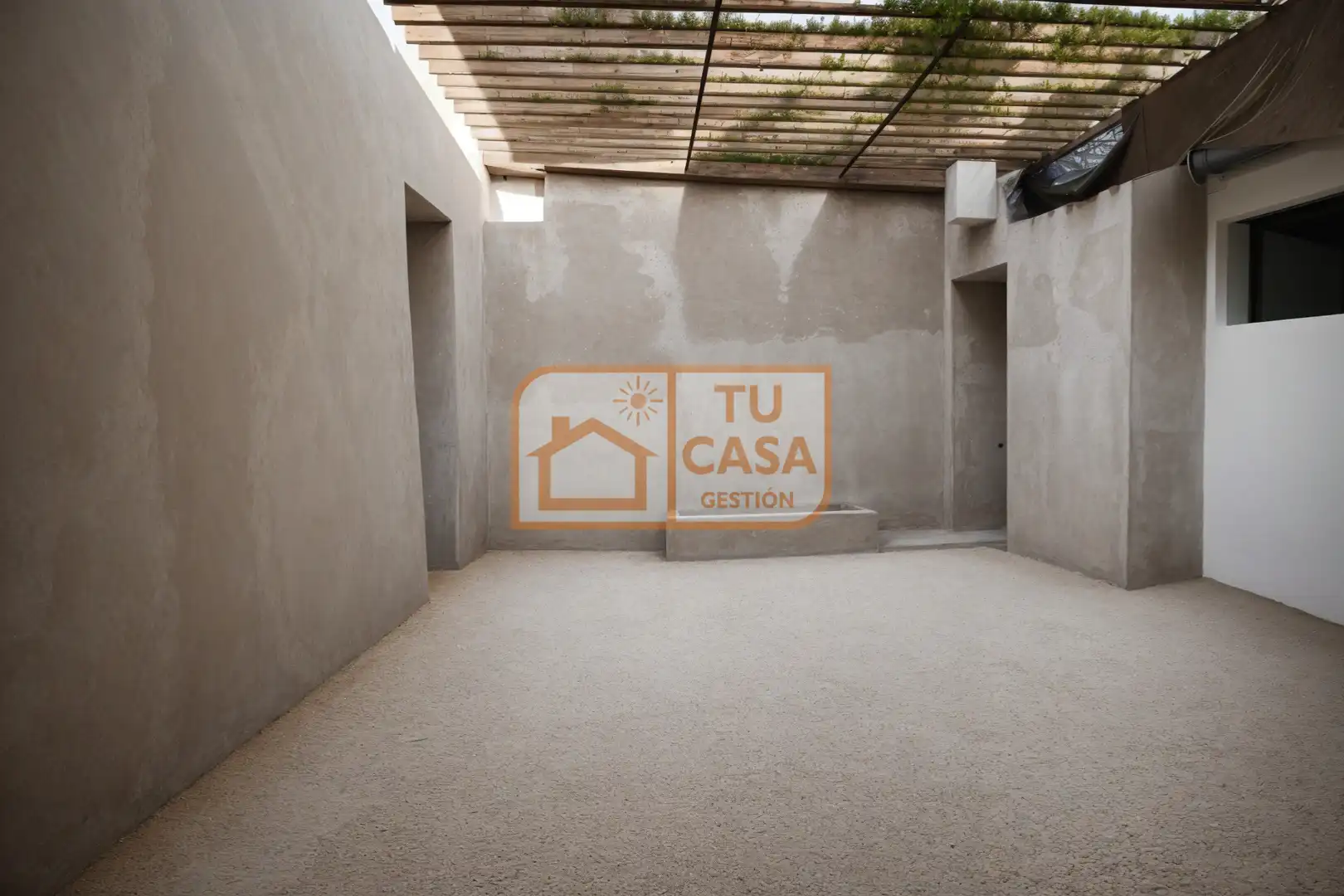 Casa adosada en venda en Cáceres amb Aire condicionat, Calefacció i Jardí privat