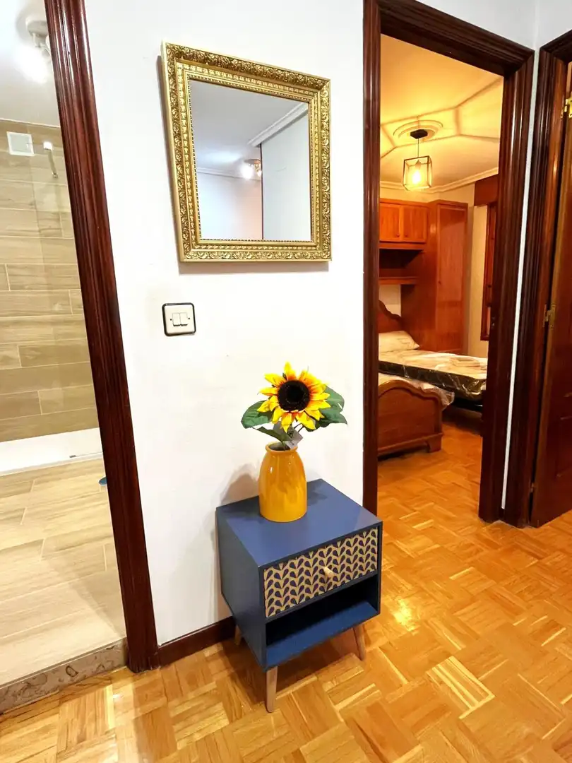 Piso de alquiler en Oviedo  con Calefacción