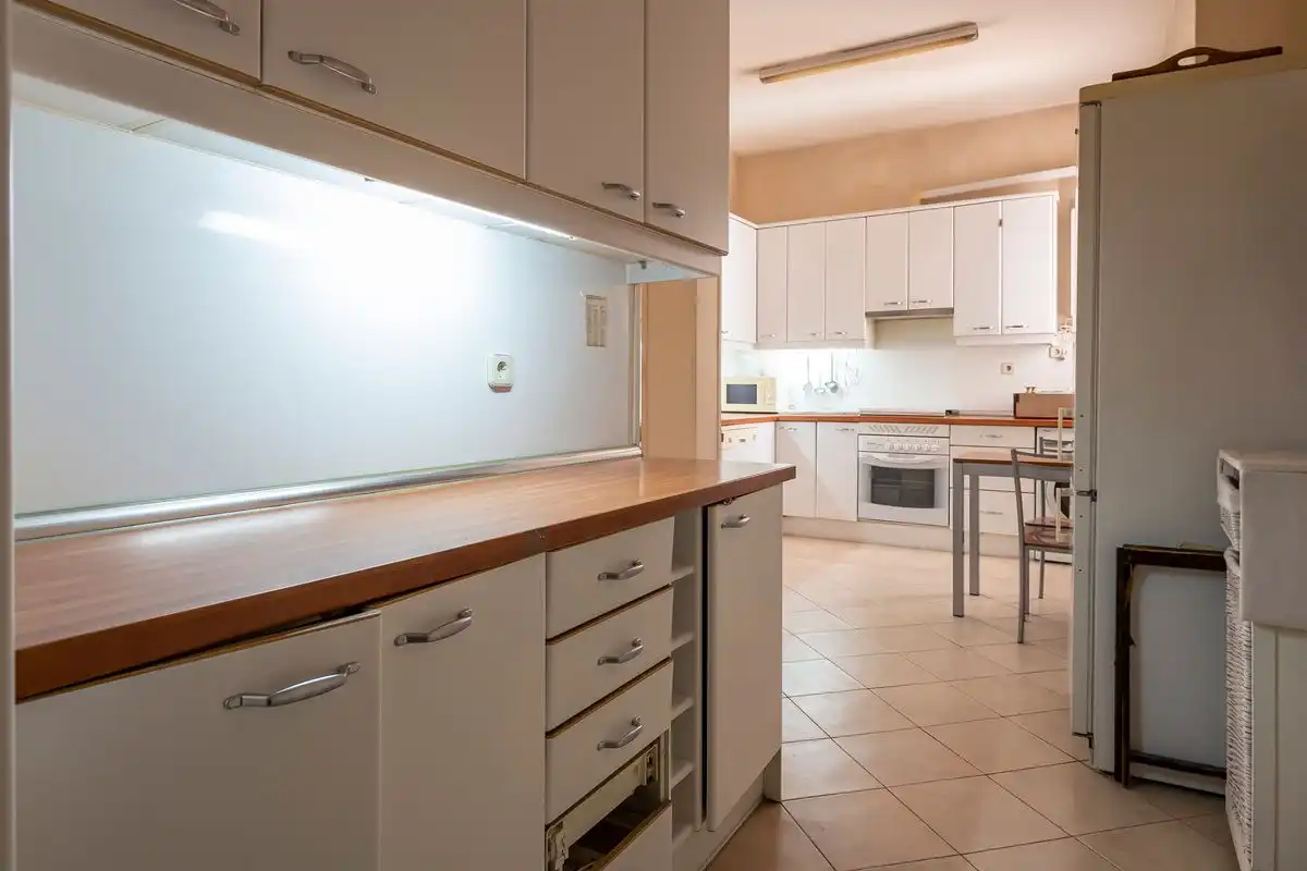Cuina de Pis en venda en Madrid amb Aire condicionat, Calefacció i Terrassa