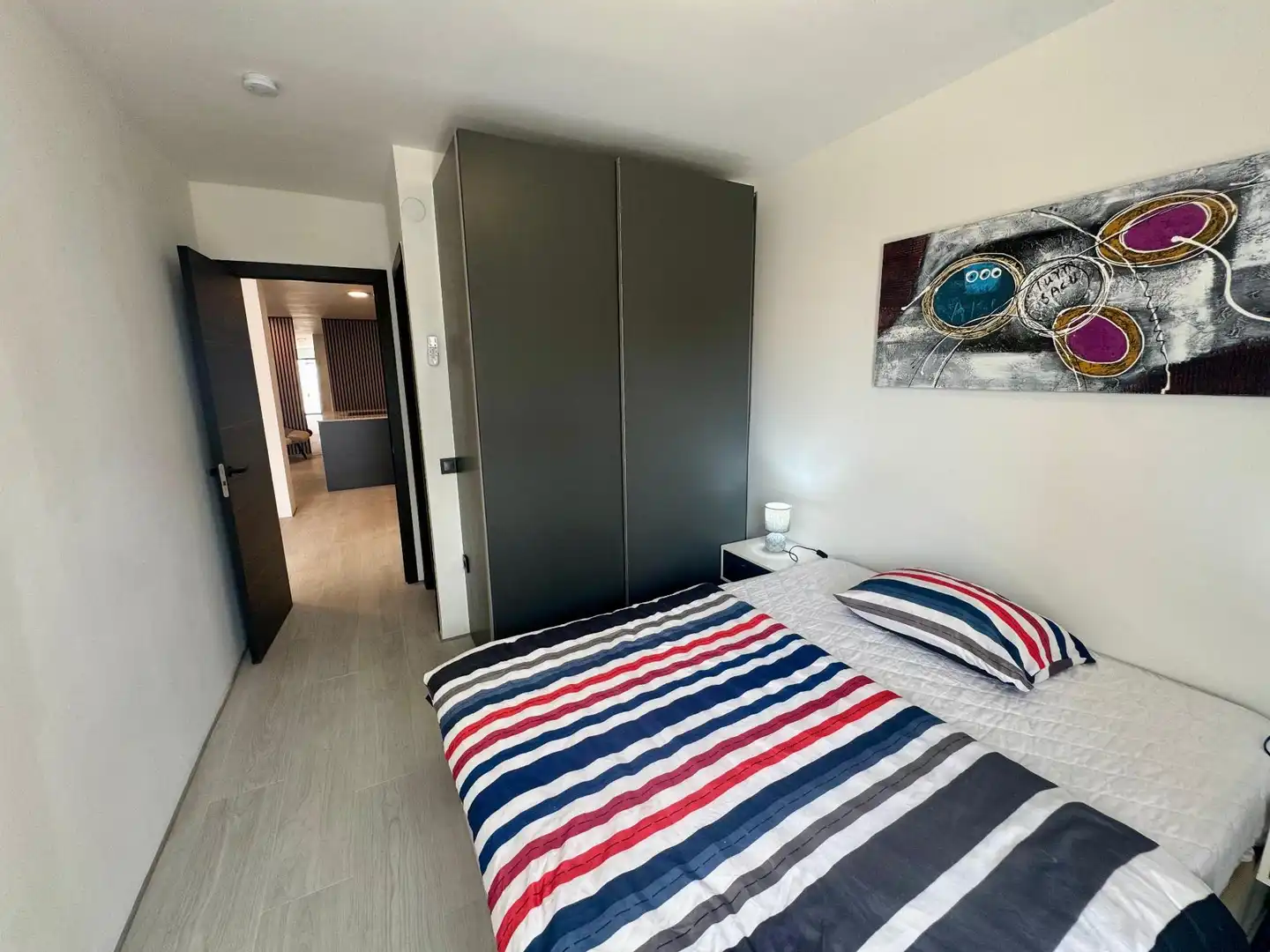 Habitación de Apartamento en venta en Torrevieja con Aire acondicionado, Terraza y Amueblado