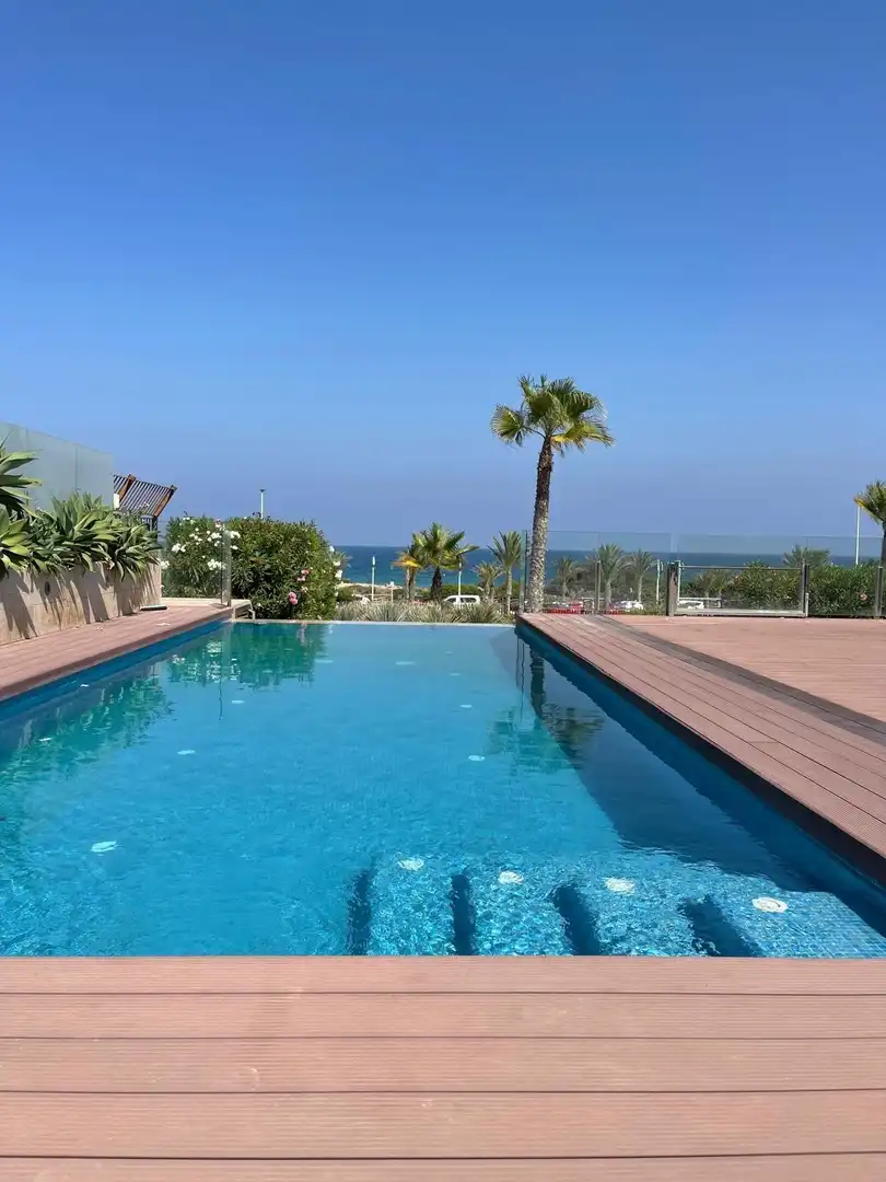 Schwimmbecken von Haus oder Chalet zur Miete in Elche / Elx mit Klimaanlage, Heizung und Privatgarten