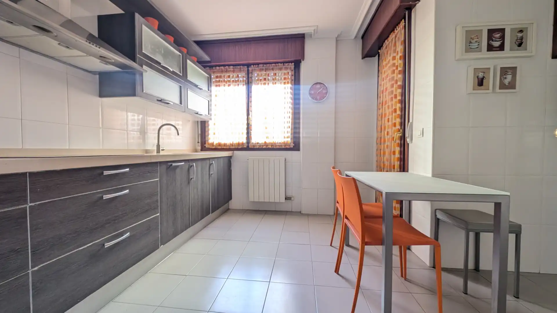 Cocina de Piso en venta en Getxo  con Calefacción y Trastero