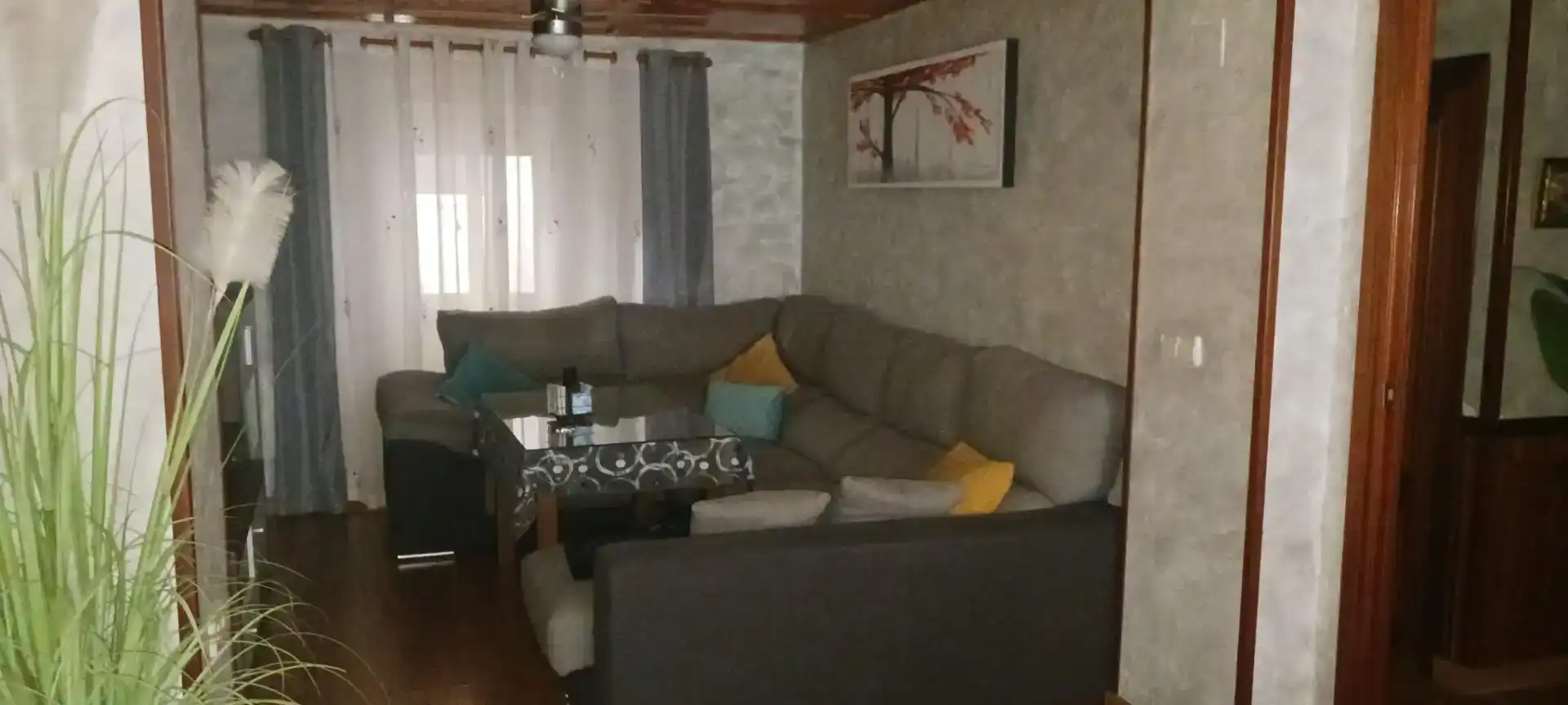 Sala d'estar de Casa adosada en venda en Huelma, Jaén