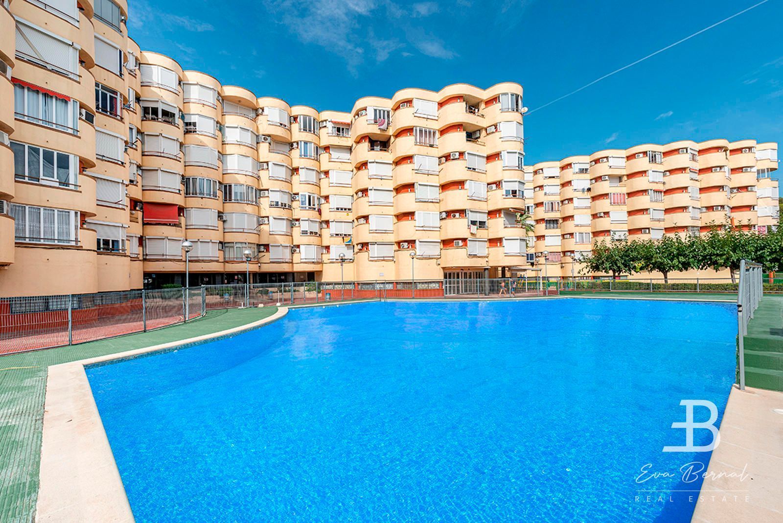 Swimming pool of Flat for sale in Vila-seca  with Air Conditioner, Heating and Swimming Pool