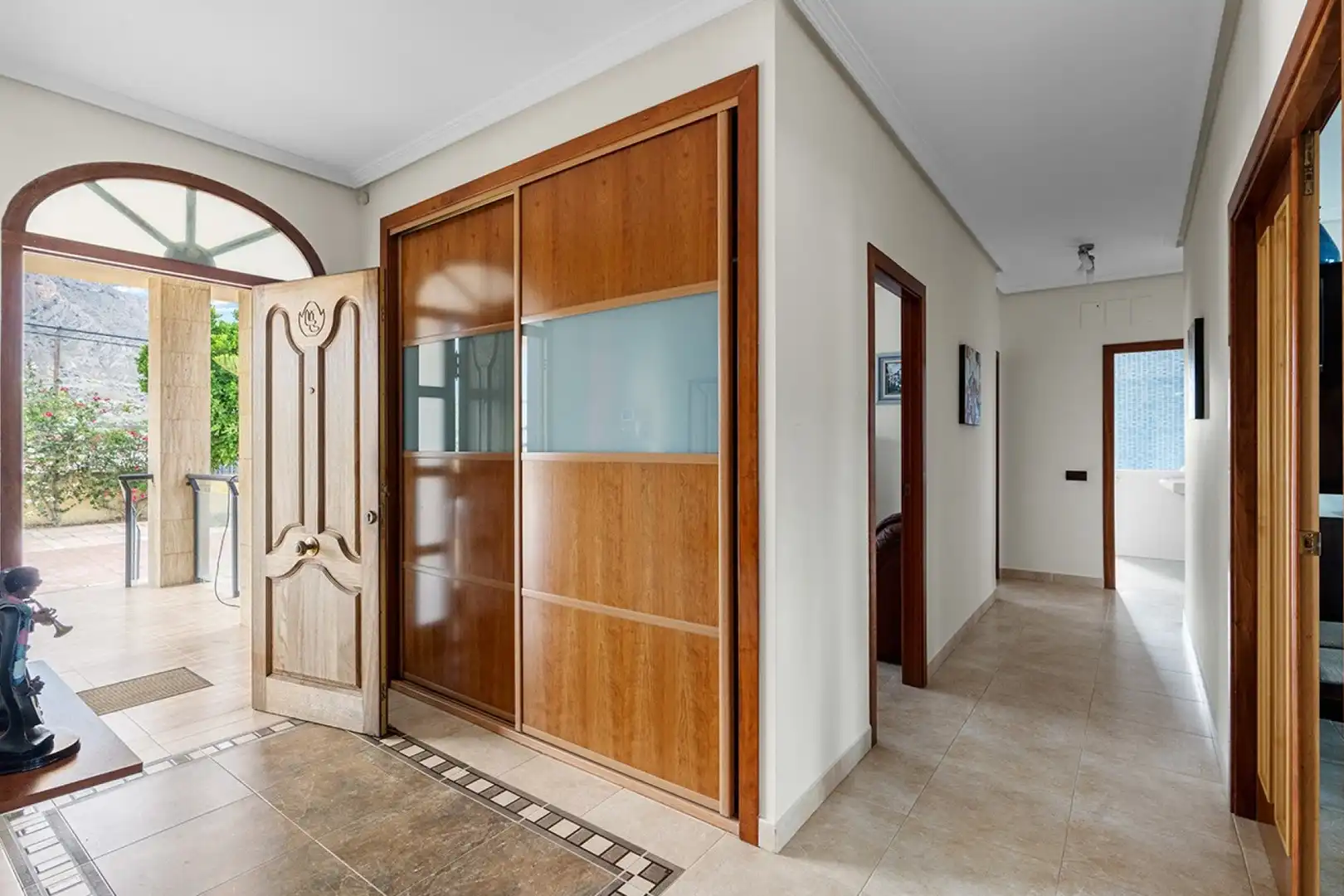 Casa o chalet en venta en Alicante / Alacant con Aire acondicionado, Jardín privado y Terraza