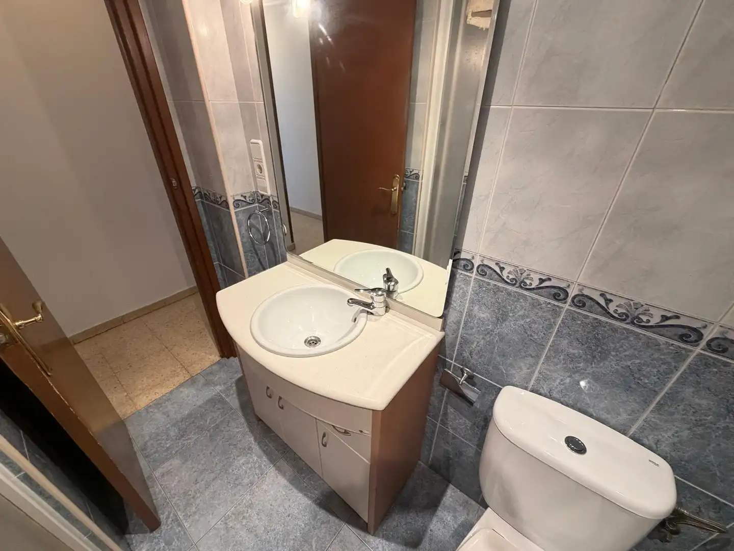 Badezimmer von Wohnung zur Miete in Lleida mit Klimaanlage, Heizung und Möbliert