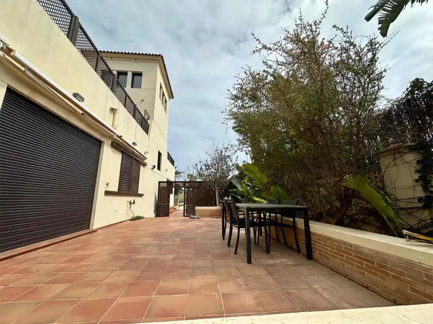 Terrassa de Casa adosada de lloguer en Cartagena amb Aire condicionat, Jardí privat i Moblat